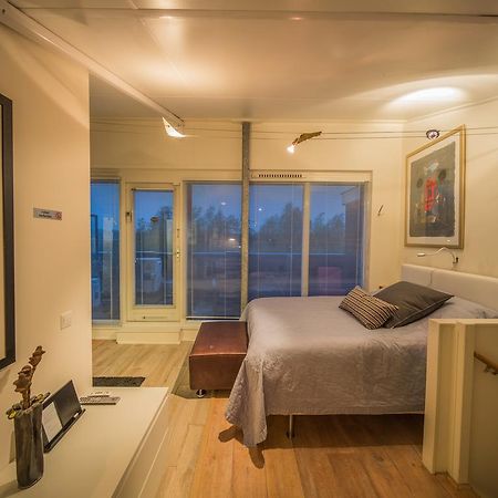 Sleep At Slim Amsterdam Bed & Breakfast ภายนอก รูปภาพ