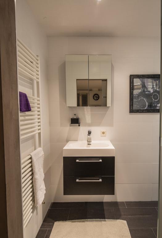 Sleep At Slim Amsterdam Bed & Breakfast ภายนอก รูปภาพ